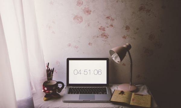 中外名人获得成功励志故事400字
